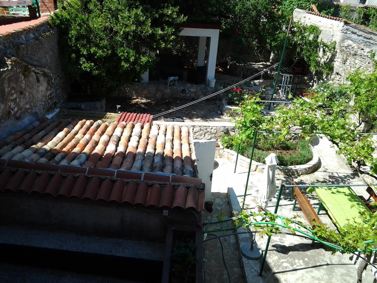 Apartment Mira Cres Zewnętrze zdjęcie